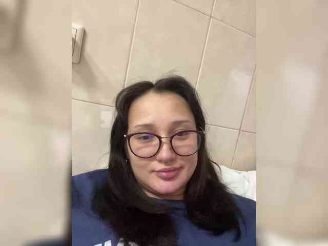 littlewetgirl webcam