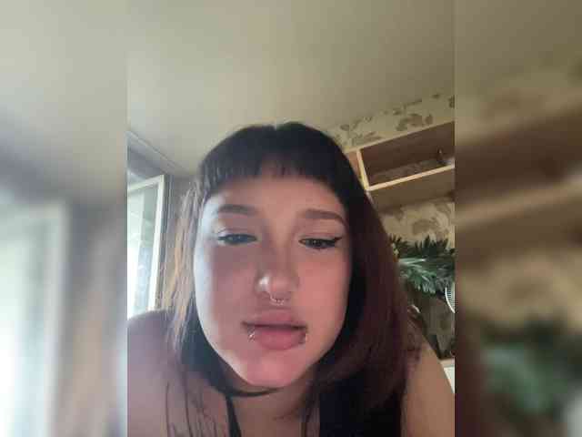 littlewetgirl webcam