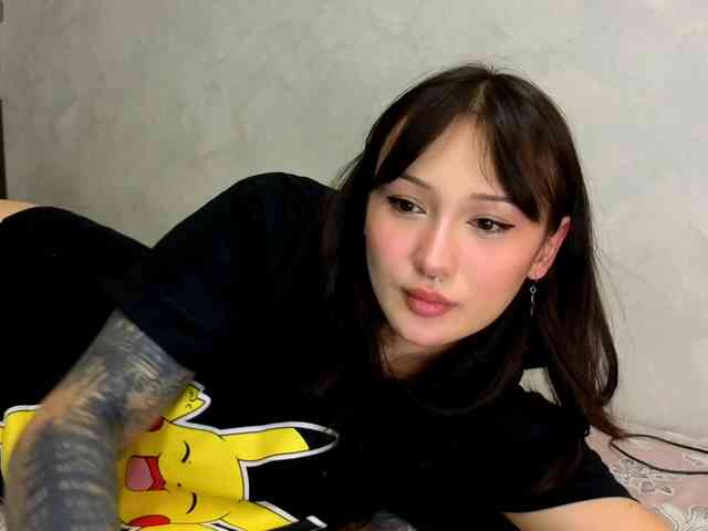 littlewetgirl webcam