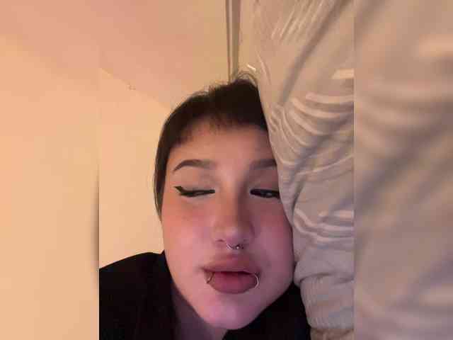 cam adult Littlewetgirl
