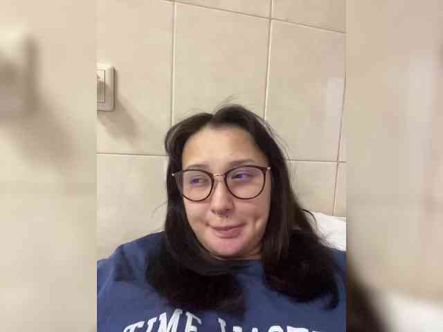 littlewetgirl webcam