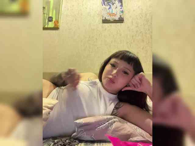 littlewetgirl webcam