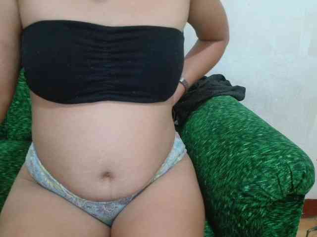 YoungTeena webcam