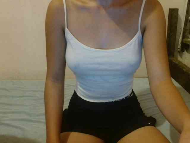 YoungTeena webcam