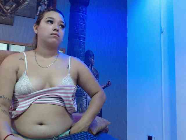 selenenn webcam