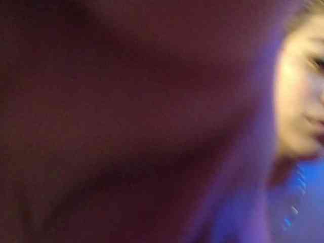 selenenn webcam