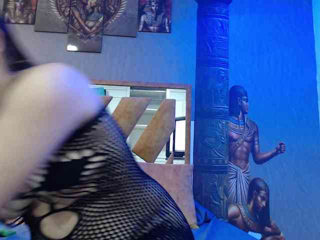 selenenn webcam
