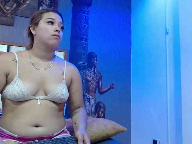selenenn webcam