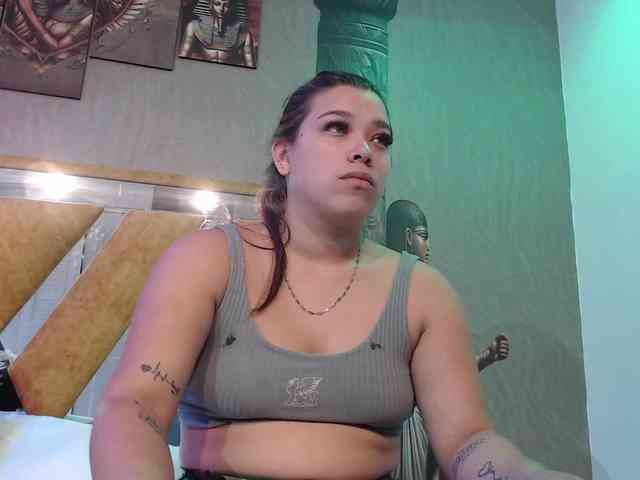 selenenn webcam