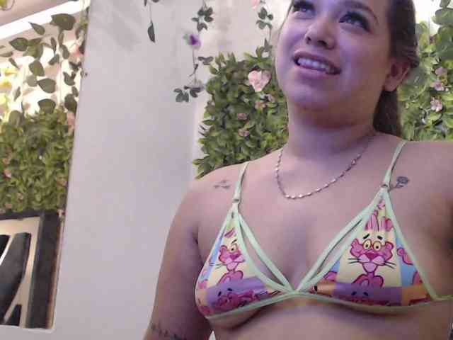 selenenn webcam