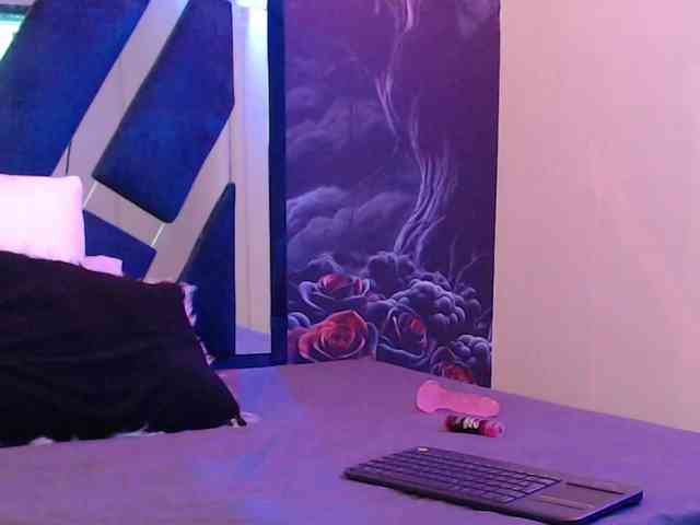 selenenn webcam