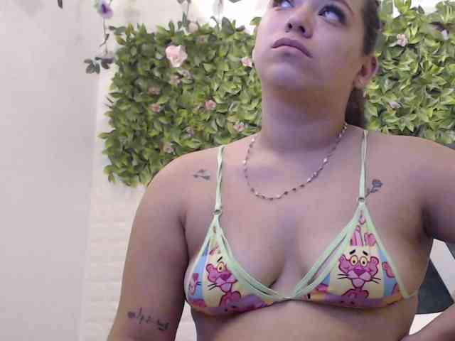 selenenn webcam