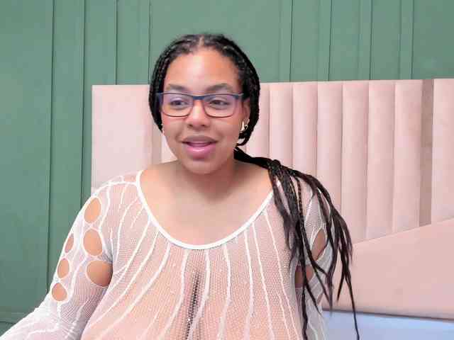 Tiana-Moon webcam