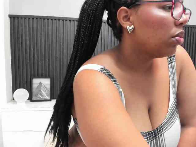 free sex cam Tiana-Moon