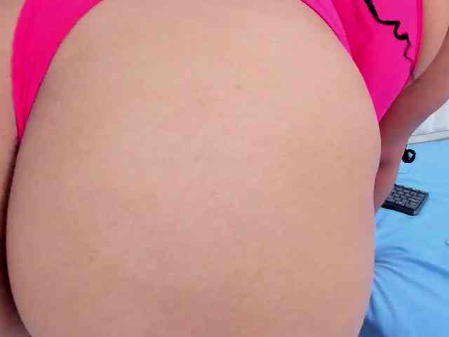 Tiana-Moon webcam