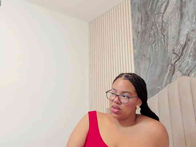 Tiana-Moon webcam