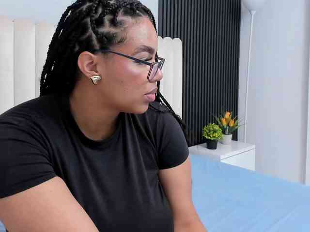 Tiana-Moon Live Webcam on BongaCams