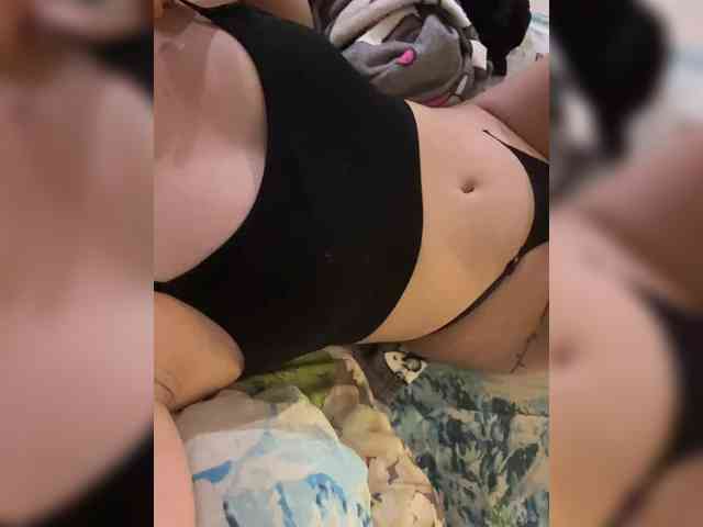 SongaFOXI webcam