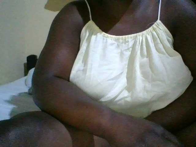 bigboobies2 webcam bongacams model stream image