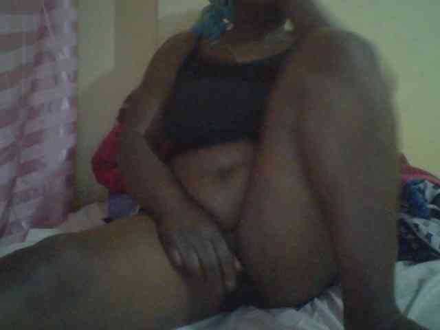 bigboobies2 webcam