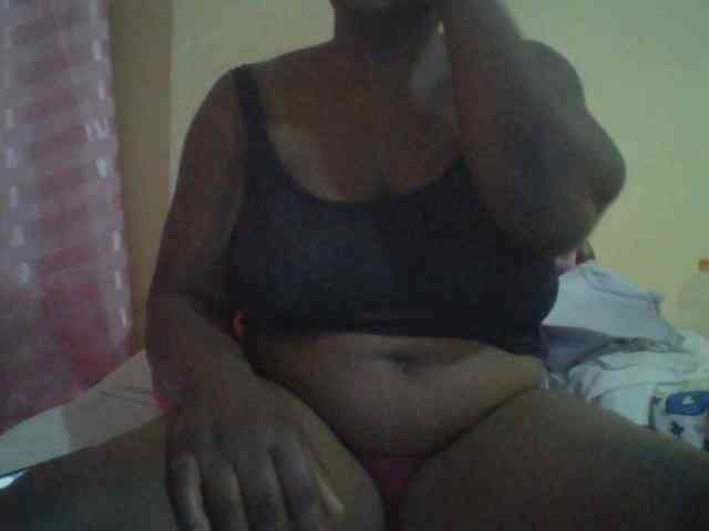 bigboobies2 webcam