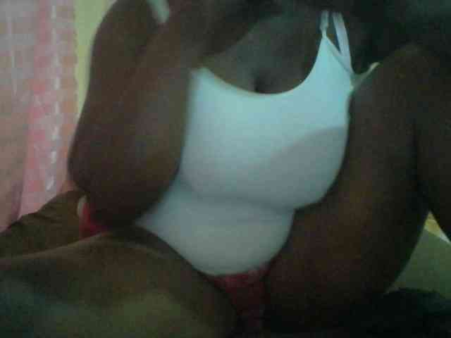bigboobies2 webcam