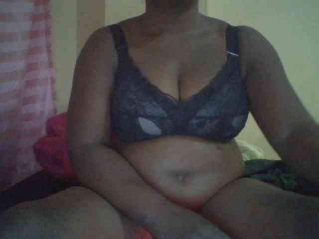 bigboobies2 webcam