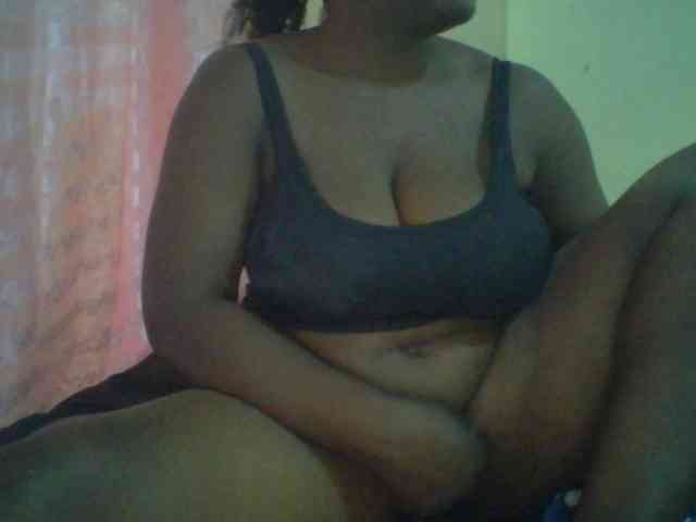 bigboobies2 webcam