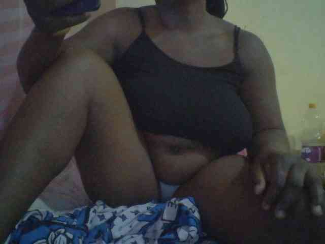 bigboobies2 webcam