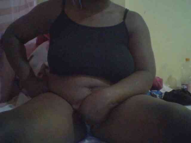 bigboobies2 webcam