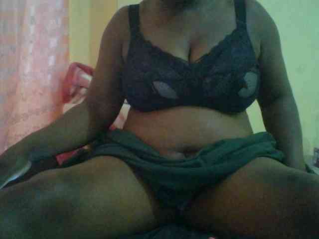 bigboobies2 webcam