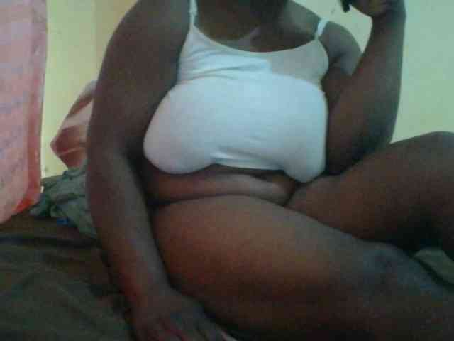 bigboobies2 webcam