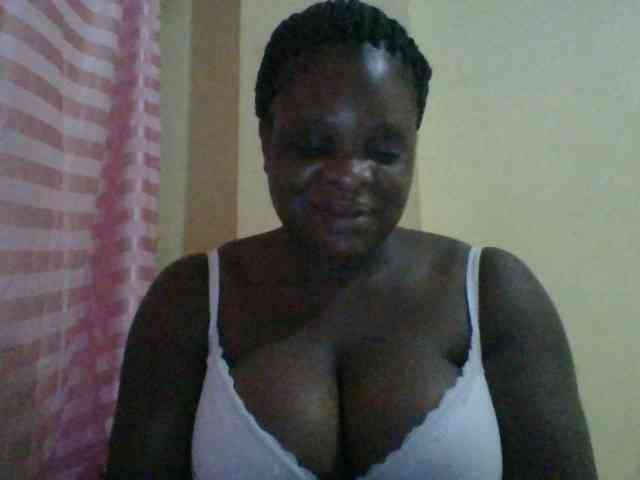 bigboobies2 webcam