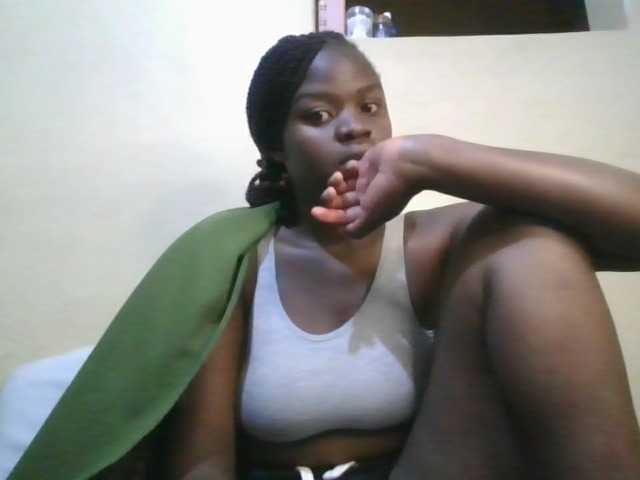 hope-terry webcam bongacams model stream image