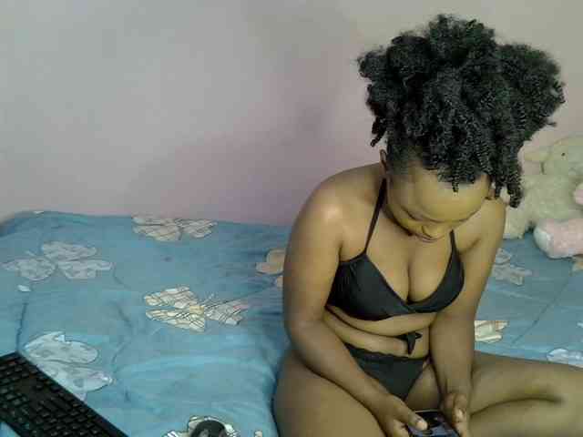 lornahpelu webcam