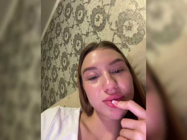 Liinichek Live Cam on BongaCams and RICams