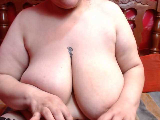 Coupleanal's BongaCams show and profile