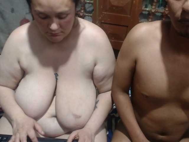 Coupleanal's BongaCams show and profile