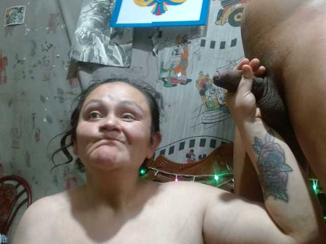 Coupleanal's BongaCams show and profile