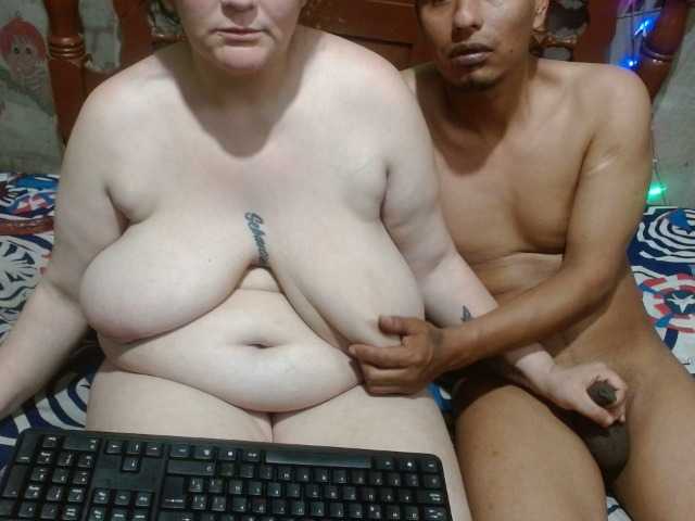 Coupleanal's BongaCams show and profile