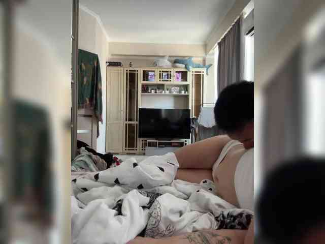 MaxKrisry webcam