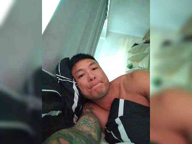 MaxKrisry Live Webcam on BongaCams MaxKrisry Live Webcam on BongaCams