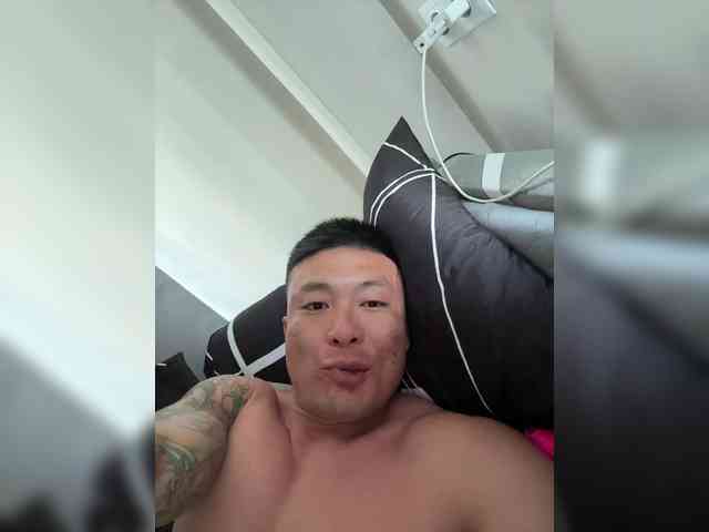 strip chat room MaxKrisry