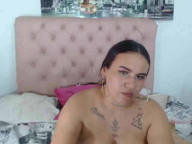 ashely-and-jeicod webcam