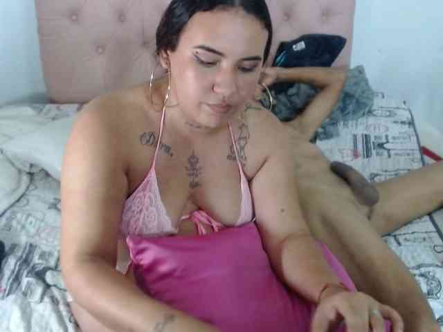 ashely-and-jeicod webcam