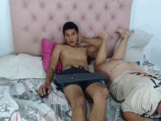 ashely-and-jeicod webcam