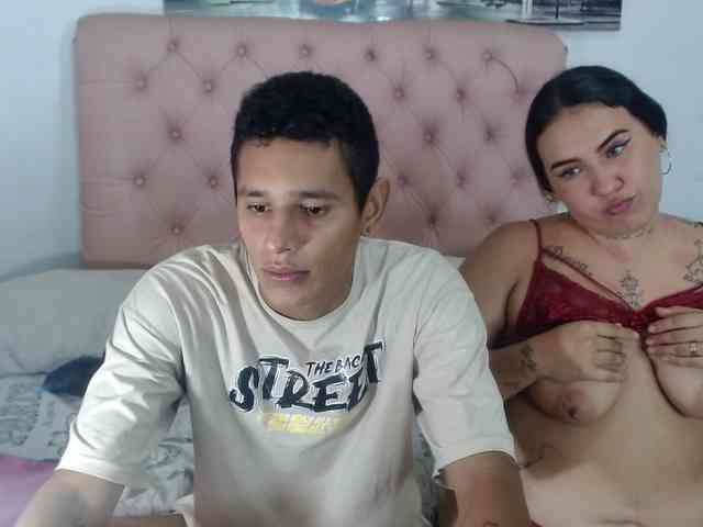 ashely-and-jeicod webcam