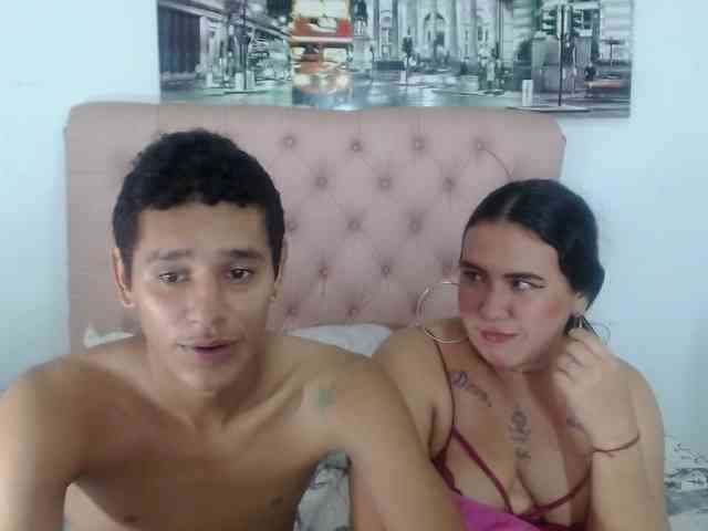 ashely-and-jeicod webcam