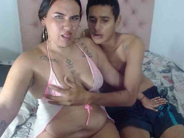 ashely-and-jeicod webcam
