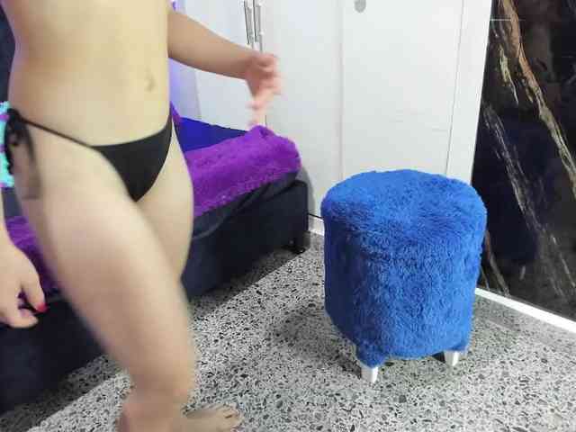Chiquisexy05 webcam